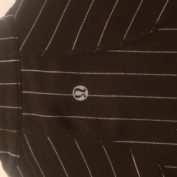 Lululemon zip up - Picture 3 of 4